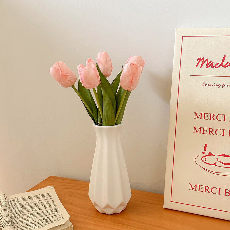 Tulip Vase – Modern Ceramic White Vase for Living Room Decor | All Homes